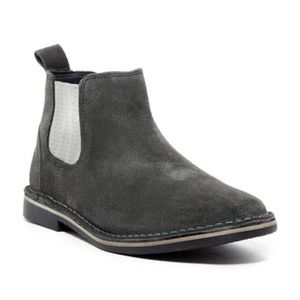 Steve Madden Chelsea Boot size 8 20%off any 2items